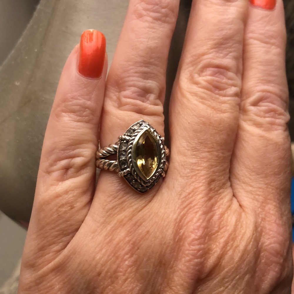 Gorgeous High-End Sterling Topaz Ring